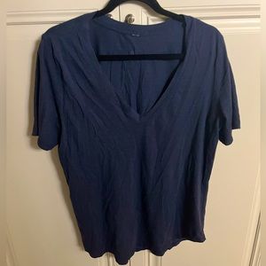 Lululemon s/s navy v neck